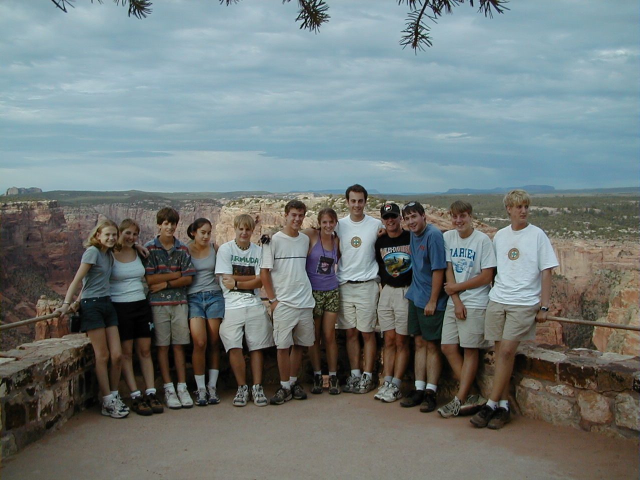 Group photo at the canyon rim.
